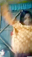 Today Exclusive- Sexy Desi Girl Showing Her Boobs On Video Call