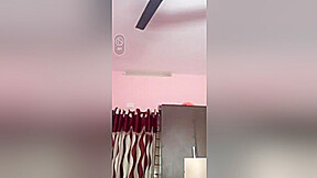 Today Exclusive-mature Bhabhi Showing Her Boobs On Video Call 1
