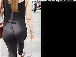 Top 10 BUBBLE BUTTS Walking the Streets-Candid