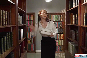 Trans Librarian And Shemale Fuck Ebony