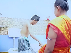 Two Desi Servants Have Sex In The Bathroom In The Absence Of The Owner Full Movie