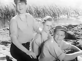 Tytot ja pojat samasta kylasta (1951)