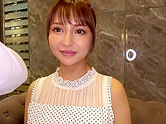 UHTG109 Cuteeeee Asian cool BABE