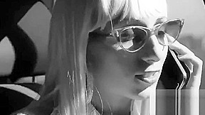 Una diva italiana a Las Vegas spompina in pubblico