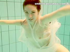 UnderwaterShow Video: Andrejka