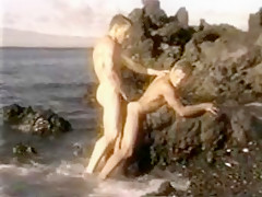 Unforgettable splitting on the beach