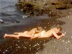 Unforgettable splitting on the beach