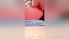 Upskirt Wet Pussy