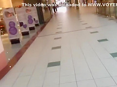 Upskirt of an attention whore