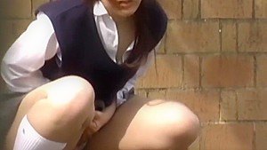 Urinating japanese ho