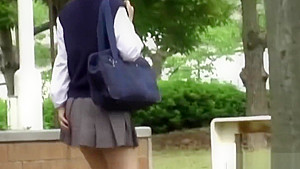 Urinating japanese ho