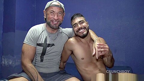 Valentino Sistor is used raw by 2 tops straigh boys - BarebackBarcelona
