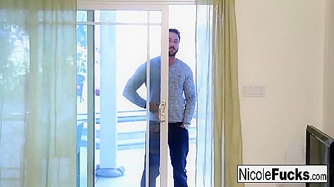 Watch Extraordinary Nicole Aniston And Alix Lynxs Trailer