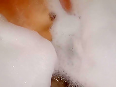 Watch Me Play With Myself In A Bubble Bath And Finish In The Shower