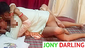Wife Ki Friend Ko Wife Ke Samne Choda, Wife Ne Video Banayi
