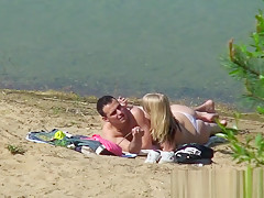 Young couple loves fucking at the beach
