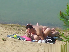 Young couple loves fucking at the beach