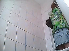 Young milf maintained her ass firm