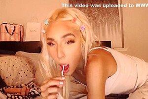 Zoe 25