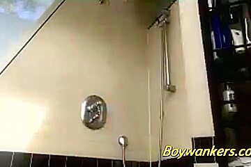 [bw] Dont Worry It Gets Less Blurry As He Showers Longer And Then