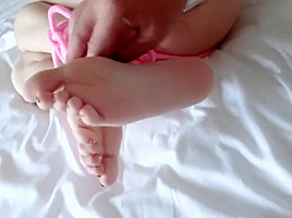 chiese feet tickled