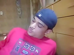 dos latinos y papi