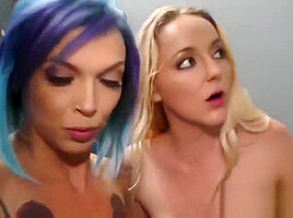 girls first time go gloryhole