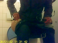hairy mature hiedden taped sazz