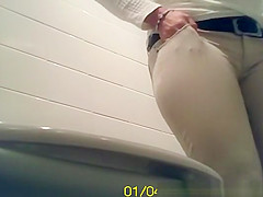 hidden toilet peeing amateur