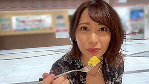 0002646_デカチチの日本人の女性が腰振り騎乗位するアクメのエロ性交