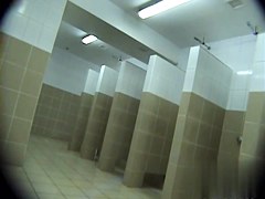 in public pool showers 3