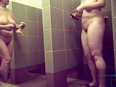 in public pool showers 656
