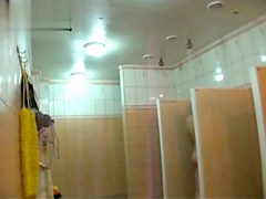 in public pool showers 962