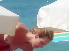 incredible blond topless and pussy ibiza beach