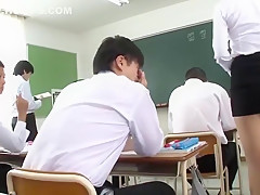 japanese teen 18+ sexxy girl
