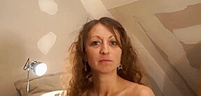 je fais baiser ma femme par un mec dans notre chambre