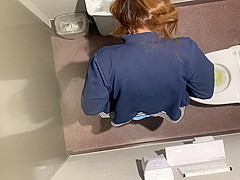 先輩介護士鶴田理恵海外研修生ブティミン・ハトイレ盗撮