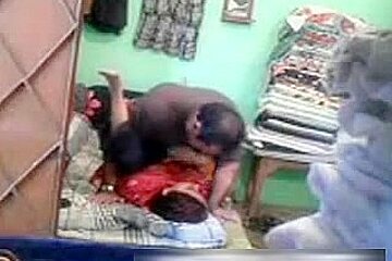 mature pakistani couple video