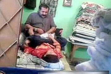 mature pakistani couple video