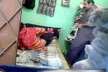 mature pakistani couple video