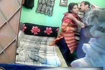 mature pakistani couple video
