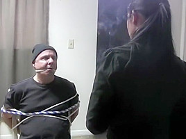 prisioner latina in charge