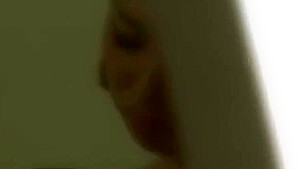 teen 18+ Amateur Masturbates