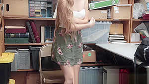 teen 18+ shoplifter sucks