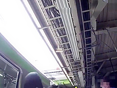 upskirt qtr the train