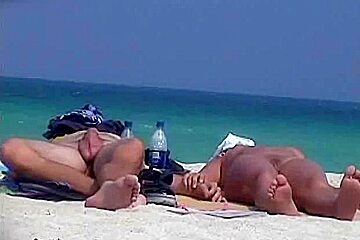 video shot a nudist beach exposing sexy babes sunbathing