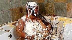 wetandmessyclub shanice